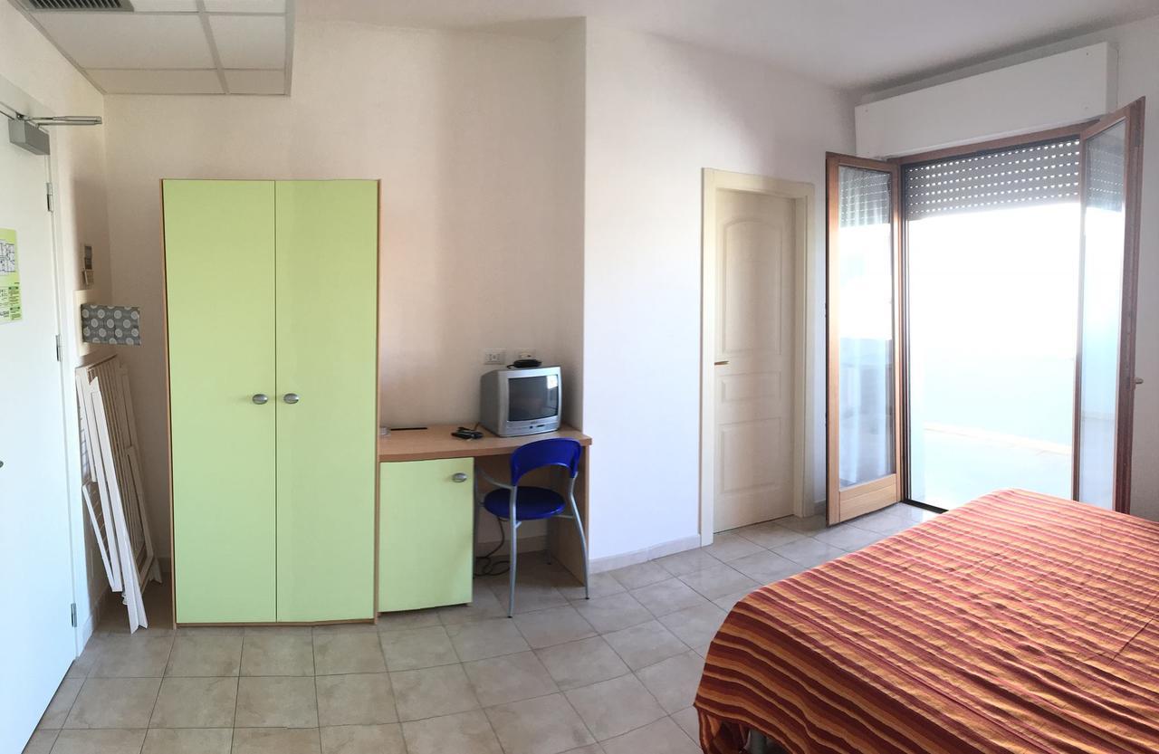 Claudia Residence Alba Adriatica Exterior photo